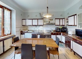 Cucina - Villa via Le Maire, 37, Rivarolo Canavese - foto 8