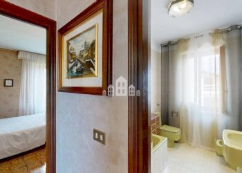 Corridoio - Villa via Le Maire, 37, Rivarolo Canavese - foto 13