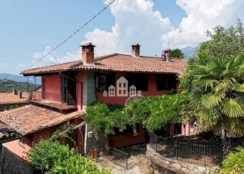 Facciata - Casa indipendente Casale Richeda, 7, Chiaverano - foto 2