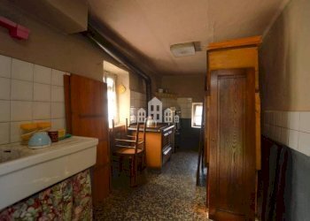 cucina - Casa indipendente vicolo Marenco, 6, Val di Chy - foto 4