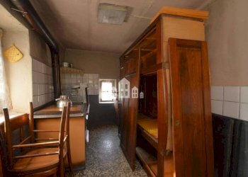 cucina - Casa indipendente vicolo Marenco, 6, Val di Chy - foto 5