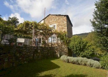 Facciata - Casa indipendente via Alice, 105, Lessolo - foto 1