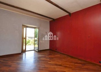 Camera da letto - Casa indipendente Frazione Sant'Antonio, 145, Castellamonte - foto 23