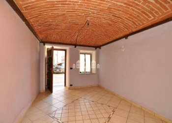 Stanza non arredata - Casa indipendente Frazione Sant'Antonio, 145, Castellamonte - foto 34