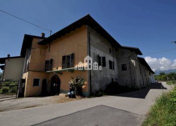 Facciata - Casa indipendente Frazione Sant'Antonio, 145, Castellamonte - foto 46