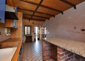 Cucina - Casa indipendente Frazione Sant'Antonio, 145, Castellamonte - foto 6