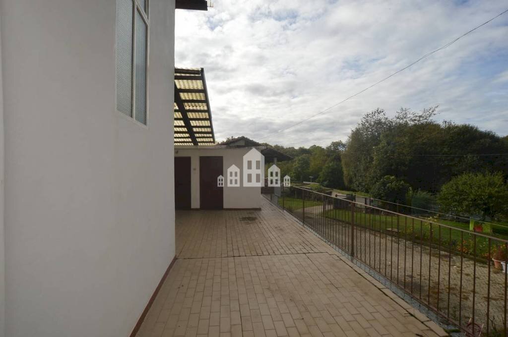 Terrazzo - Casa indipendente via Cironvallazione, 11, Val di Chy - foto 1
