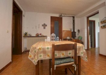 Cucina - Casa indipendente via Cironvallazione, 11, Val di Chy - foto 7