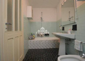 Facciata - Casa indipendente via Cironvallazione, 11, Val di Chy - foto 24