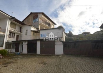Giardino - Casa indipendente via Cironvallazione, 11, Val di Chy - foto 42