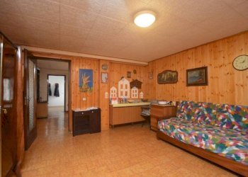 Camera da letto - Independent house via Cironvallazione, 11, Val di Chy - photo 10