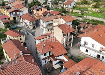 Vista - Casa indipendente via Garibaldi, 24, Burolo - foto 2