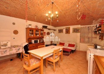 Salone - Casa indipendente via Garibaldi, 24, Burolo - foto 6