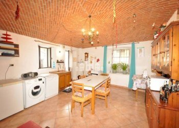 Salone - Casa indipendente via Garibaldi, 24, Burolo - foto 10