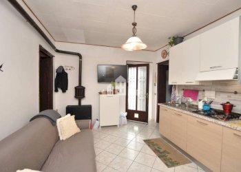 Cucina - Casa indipendente via Garibaldi, 24, Burolo - foto 19