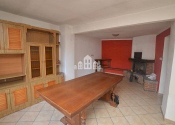 Salone - Casa indipendente via Nigra, 22, Castelnuovo Nigra - foto 5