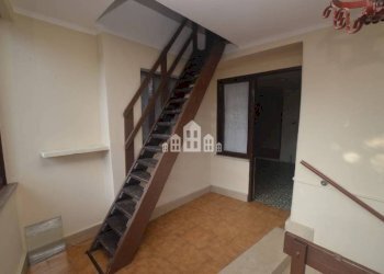 Interno palazzo - Casa indipendente via Nigra, 22, Castelnuovo Nigra - foto 17