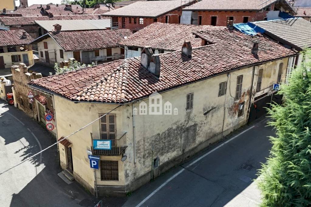 Facciata - Casa indipendente via Villa, 49, Valperga - foto 2