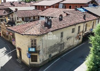 Facciata - Casa indipendente via Villa, 49, Valperga - foto 2