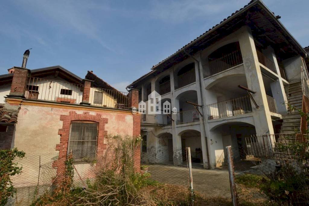 Facciata - Casa indipendente vicolo Palestro, snc, Val di Chy - foto 1