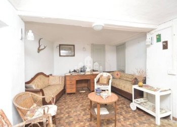 Stanza arredata - Casa indipendente vicolo Palestro, snc, Val di Chy - foto 23