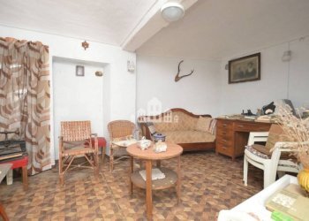 Stanza arredata - Casa indipendente vicolo Palestro, snc, Val di Chy - foto 25