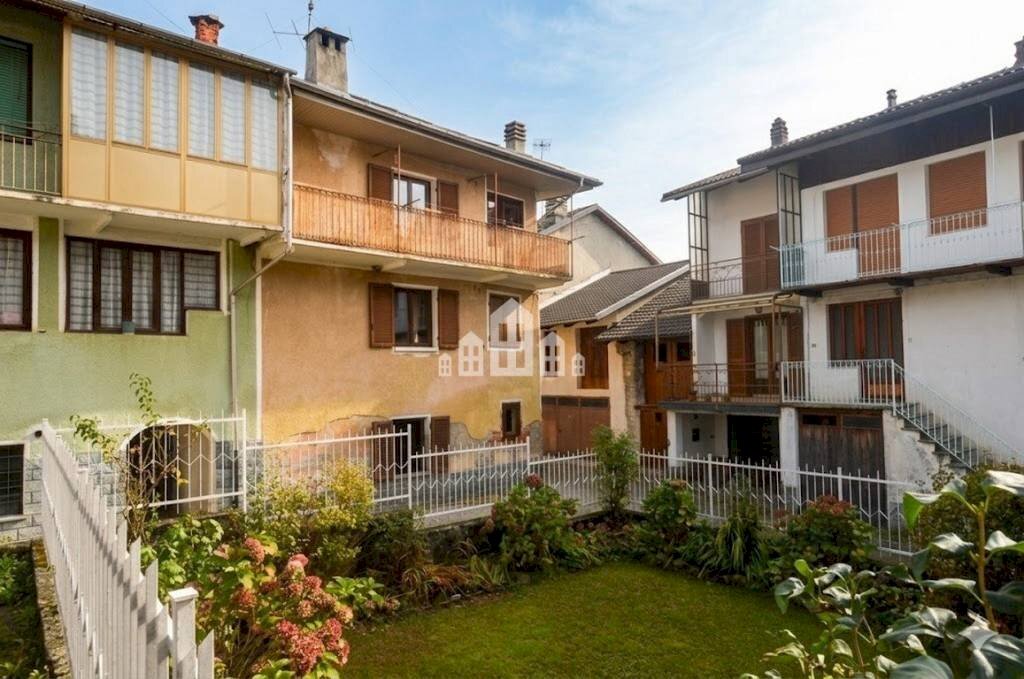 Facciata - Casa indipendente vicolo Viale, snc, Rueglio - foto 1