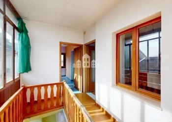 Corridoio - Casa indipendente vicolo Viale, snc, Rueglio - foto 12