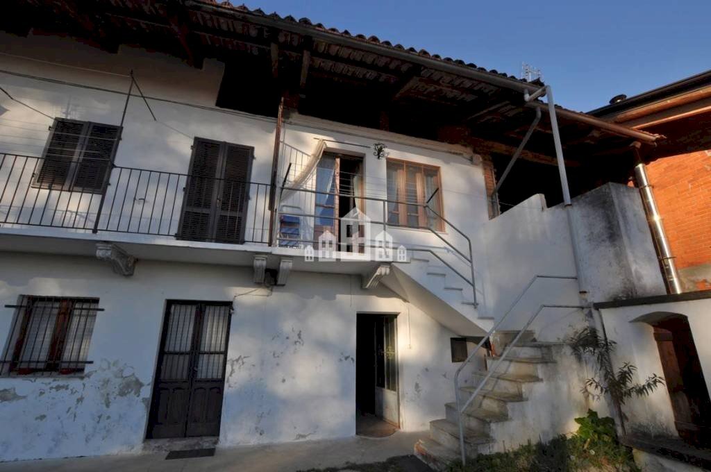 Facciata - Independent house strada del Casino, 41, Castellamonte - photo 2