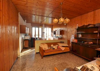 Salone - Casa indipendente strada del Casino, 41, Castellamonte - foto 8