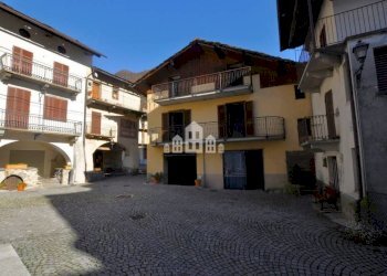 Facciata - Independent house piazza Municipale, 1, Sparone - photo 2