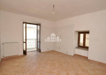 Stanza non arredata - Casa indipendente piazza Municipale, 1, Sparone - foto 13