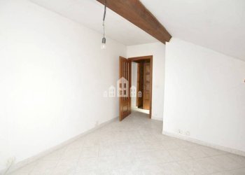 Stanza non arredata - Casa indipendente piazza Municipale, 1, Sparone - foto 31