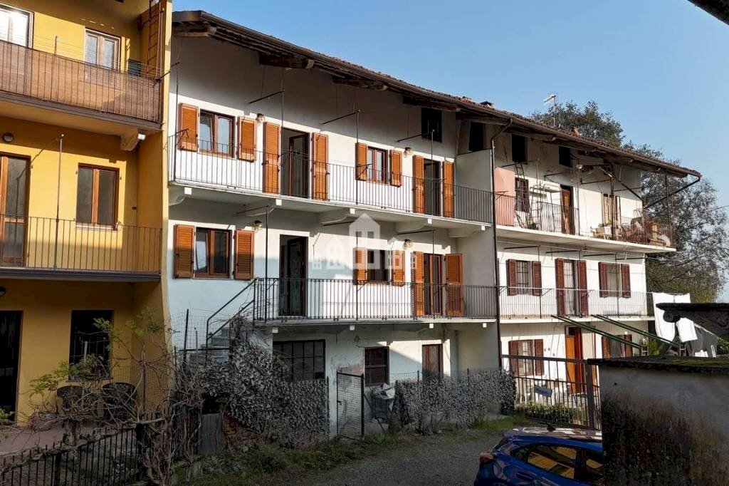 Facciata - Casa indipendente via Scarola, 7, Loranzè - foto 1
