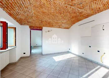 Stanza non arredata - Casa indipendente via Scarola, 7, Loranzè - foto 10