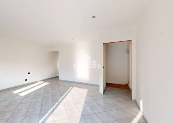 Stanza non arredata - Casa indipendente via Scarola, 7, Loranzè - foto 21