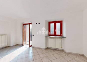 Stanza non arredata - Casa indipendente via Scarola, 7, Loranzè - foto 25