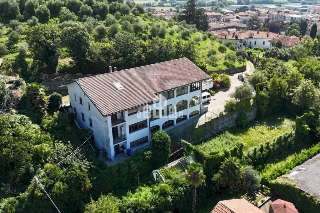 Vista dall\'alto - Stabile - Palazzo strada del Castello, 3, Castellamonte - foto 2