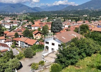 Vista dall\'alto - Stabile - Palazzo strada del Castello, 3, Castellamonte - foto 3