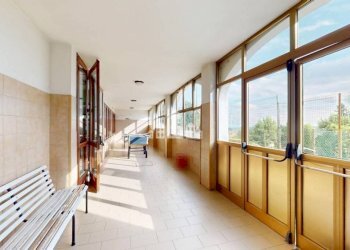 Disimpegno - Stabile - Palazzo strada del Castello, 3, Castellamonte - foto 5