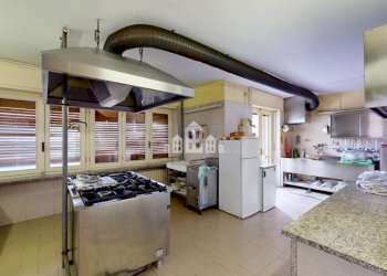 Cucina - Stabile - Palazzo strada del Castello, 3, Castellamonte - foto 11