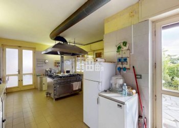 Cucina - Stabile - Palazzo strada del Castello, 3, Castellamonte - foto 12