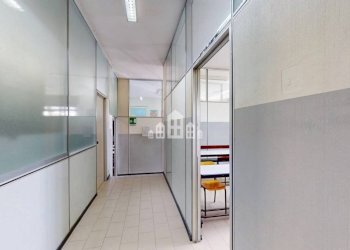 Disimpegno - Stabile - Palazzo strada del Castello, 3, Castellamonte - foto 19