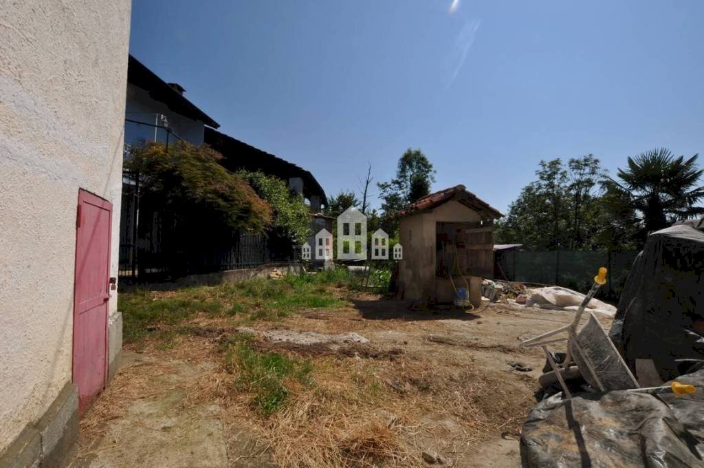 Esterno - Casa indipendente Località Benasso, 98, Castellamonte - foto 2