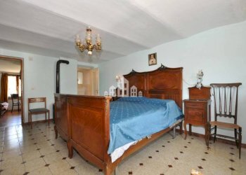 Camera - Casa indipendente Località Benasso, 98, Castellamonte - foto 11