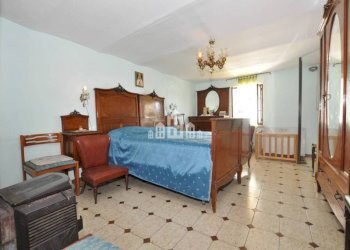 Camera - Independent house Località Benasso, 98, Castellamonte - photo 19