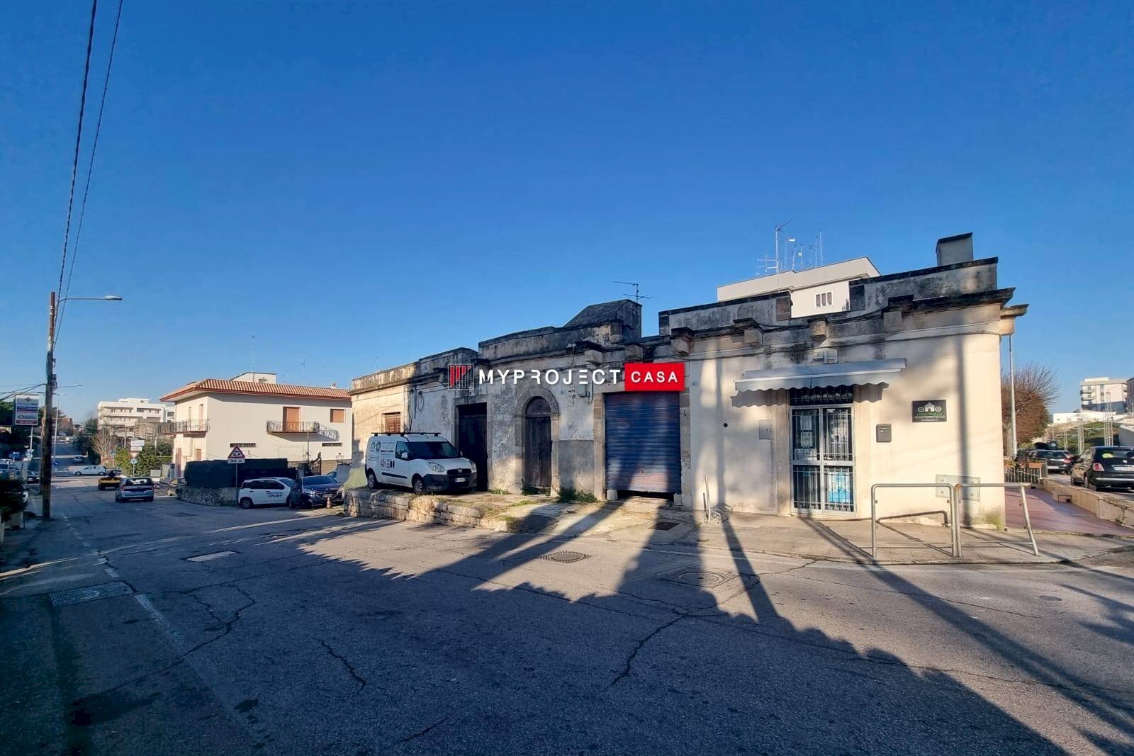 Magazzino Via Massafra, Martina Franca - foto 2