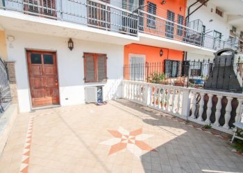 Casa semi indipendente Via scognamiglio, Rivarolo Canavese - foto 2