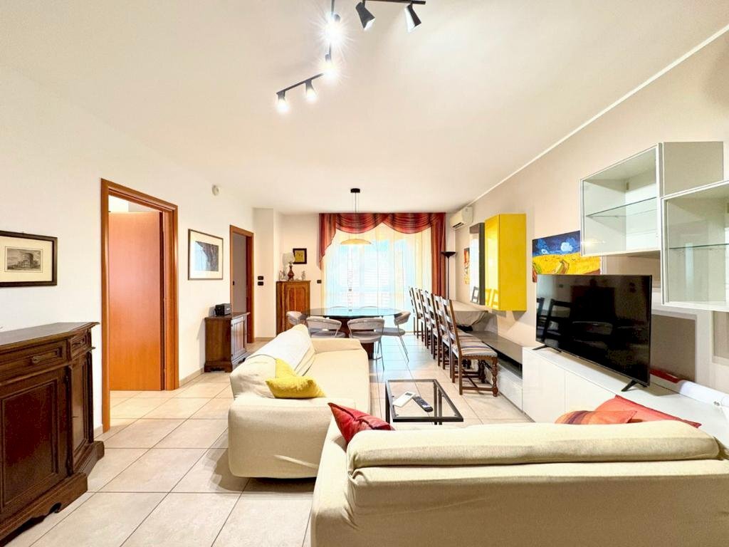 Appartamento Via Monte Cervino, La Loggia - foto 3