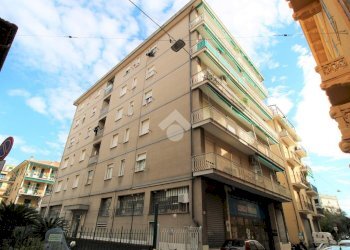 Four-room apartment Via Fabio Filzi, Chiavari - photo 1